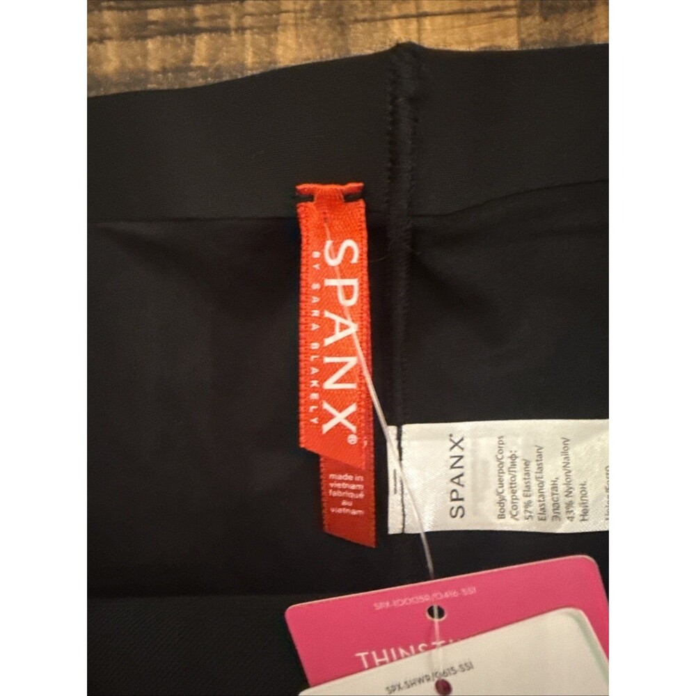 Spanx Black Mid Thigh Short Sz L NWT Breathable New Wardrobe Favorite - Picture 4 of 6